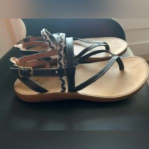 Chaco Loveland Sandals size 9.5